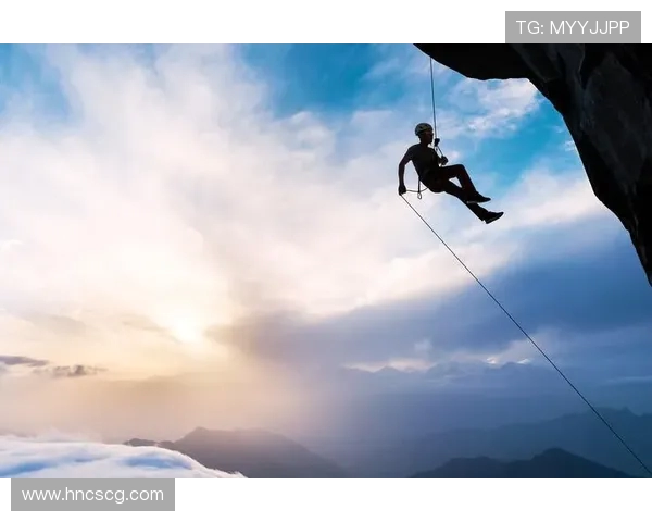 成都攀岩队团队协作引发热议背后的争议与反思