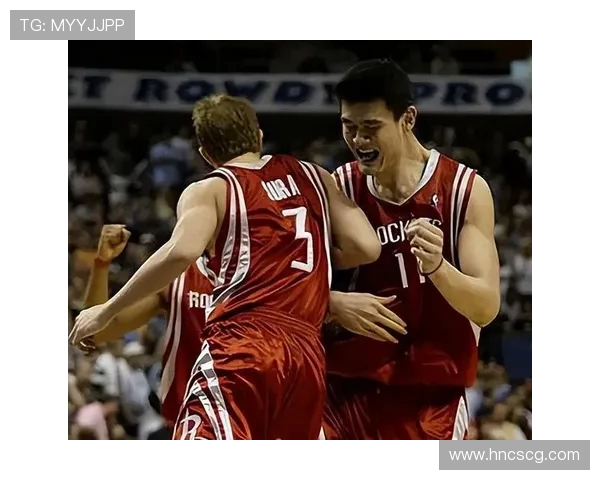 姚明巅峰时期对阵老鹰精彩视频回顾与分析 姚明巅峰时期对阵老鹰精彩视频回顾与分析